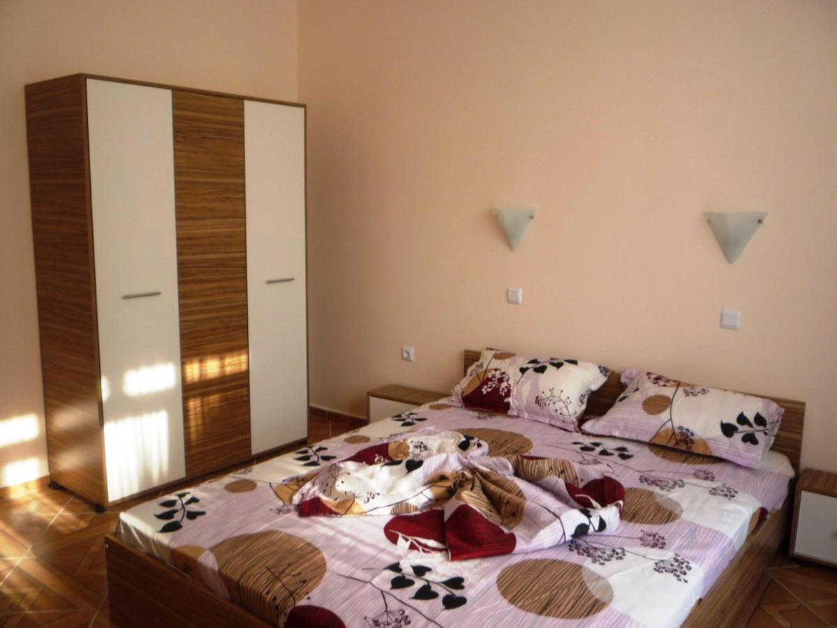 Saint Elena Apartcomplex Солнечный берег Экстерьер фото